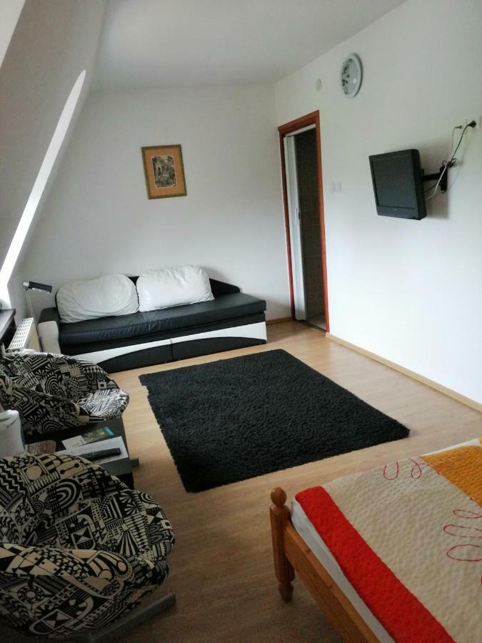 Horvath Fogado Panzio Hotel Szentendre Ngoại thất bức ảnh